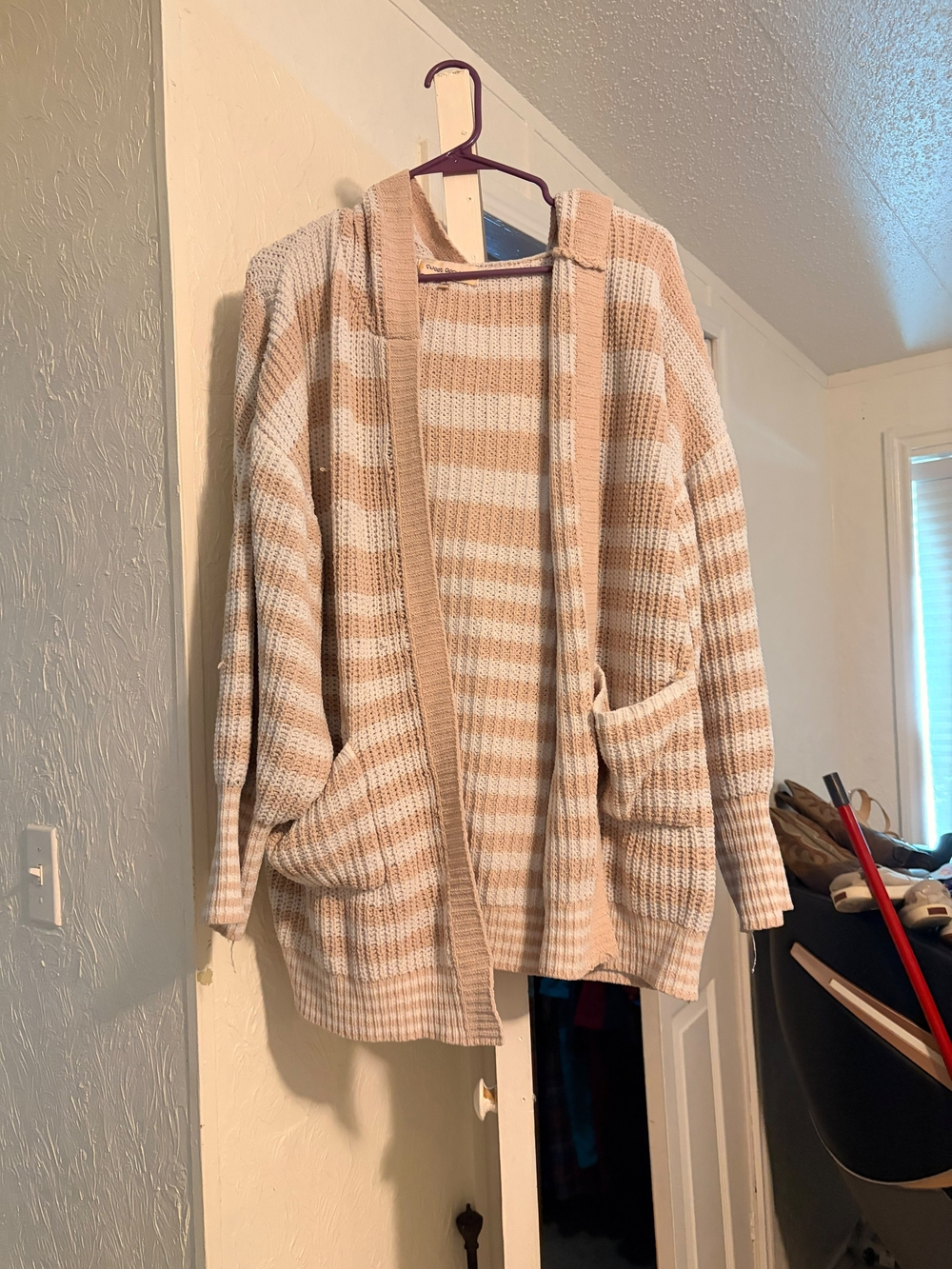 Striped Open-Front Pocket Cardigan in Cream and Tan